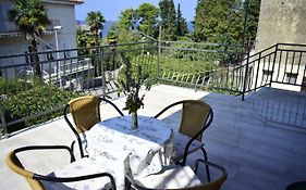 Apartments Maestral