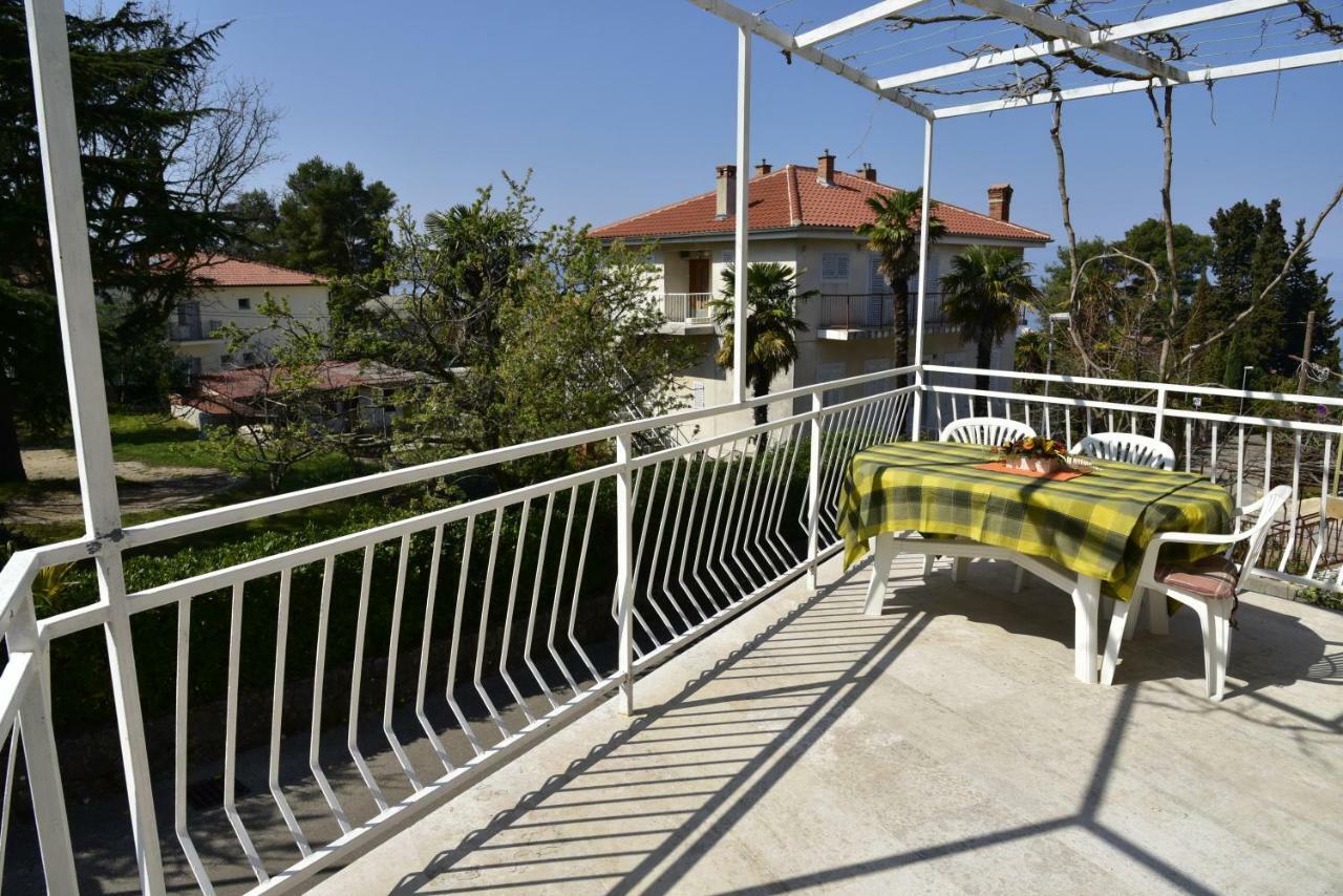 Apartments Maestral Malinska Exteriér fotografie
